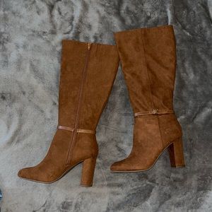 Kohl’s Knee-High Heeled Boots